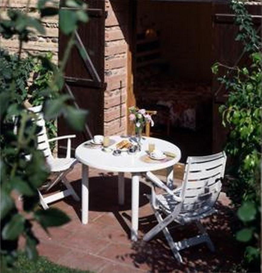 Le Ratelier Hotel Montaigut-sur-Save Exterior photo