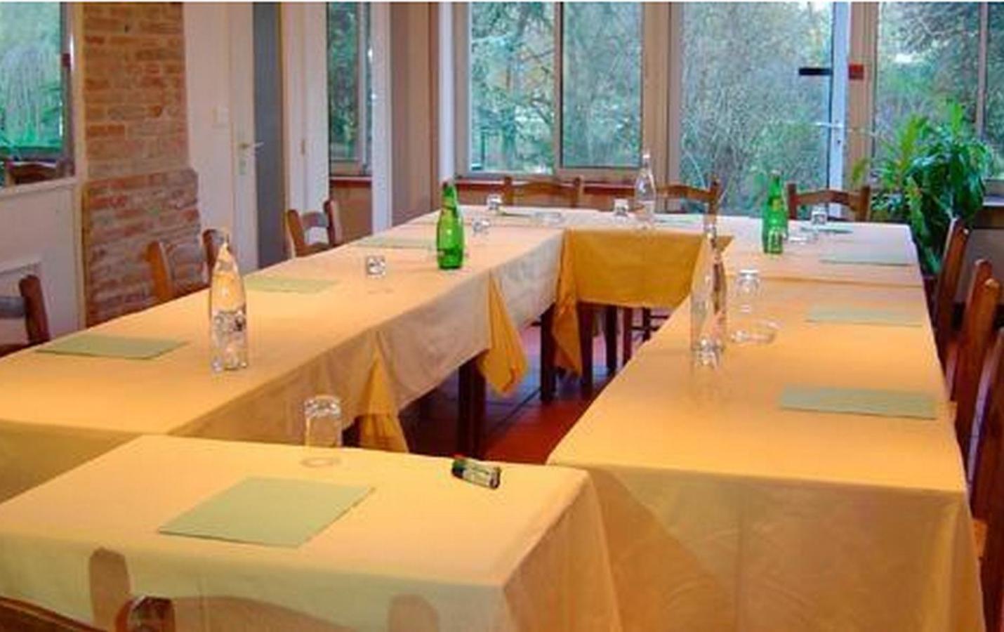 Le Ratelier Hotel Montaigut-sur-Save Exterior photo
